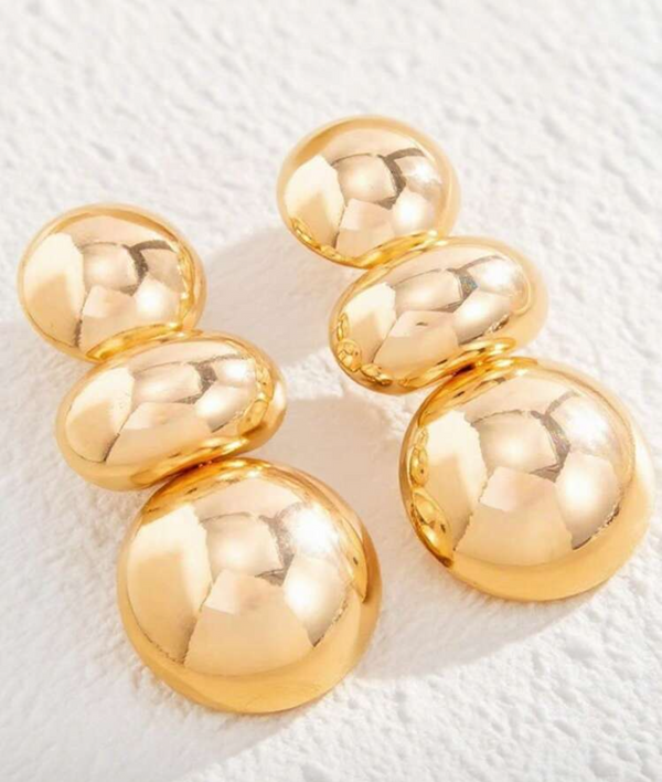 Gold stud earrings on a white background with product details below.